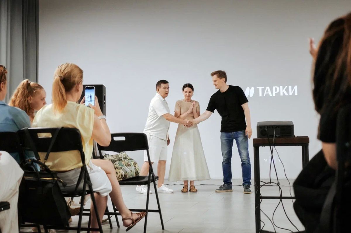 В Тюмени прошёл предпоказ веб-сериала «Истории у костра» В Тюмени прошёл предпоказ веб-сериала «Истории у костра»