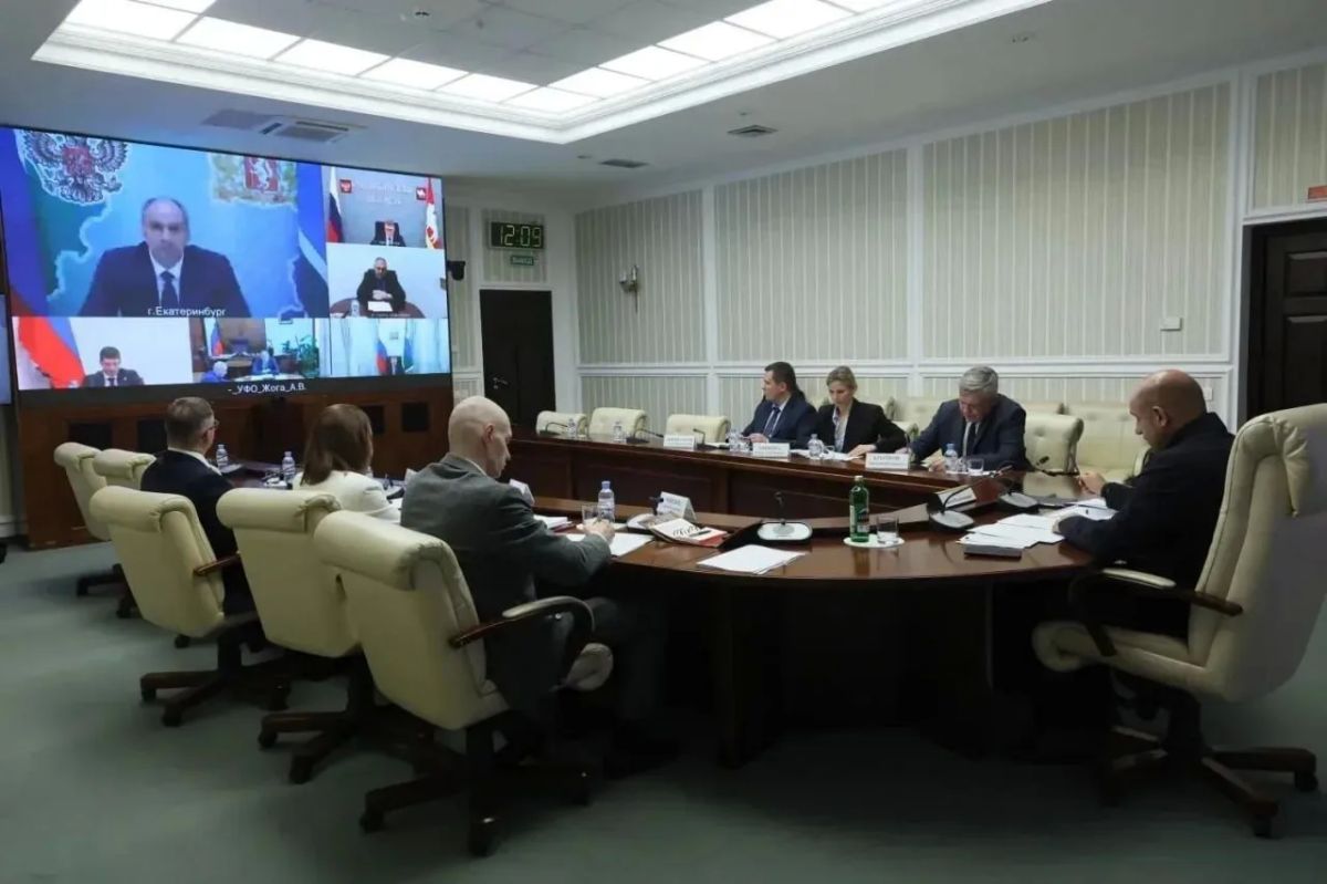 Александр Моор рассказал полномочному представителю президента в Уральском федеральном округе о подготовке к отопительному сезону