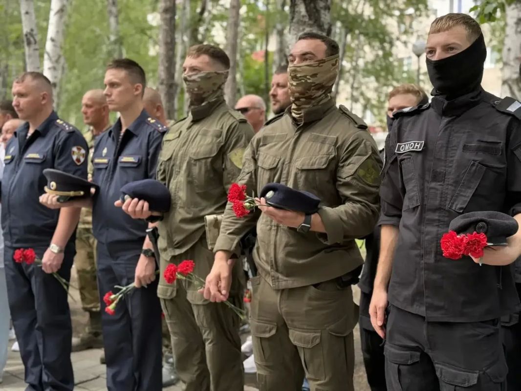В Тюменской области отметили День ветеранов боевых действий В Тюменской области отметили День ветеранов боевых действий