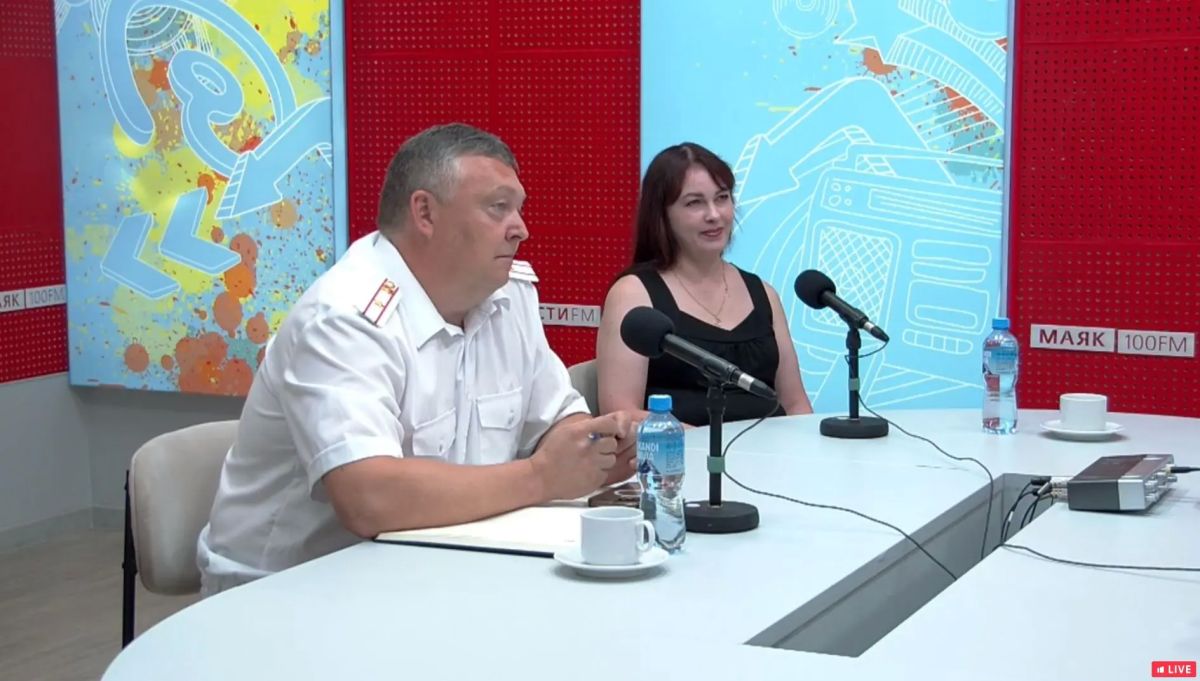 В эфире радио Вести FM — программа по безопасности дорожного движения "Дорога домой"