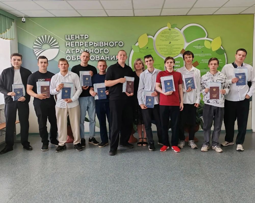 240 выпускников Агротехнологического колледжа получили заветные дипломы 240 выпускников Агротехнологического колледжа получили заветные дипломы