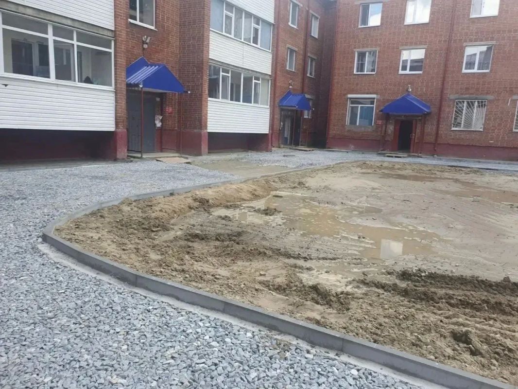 В Тобольске отремонтируют двор на улице Ленина В Тобольске отремонтируют двор на улице Ленина
