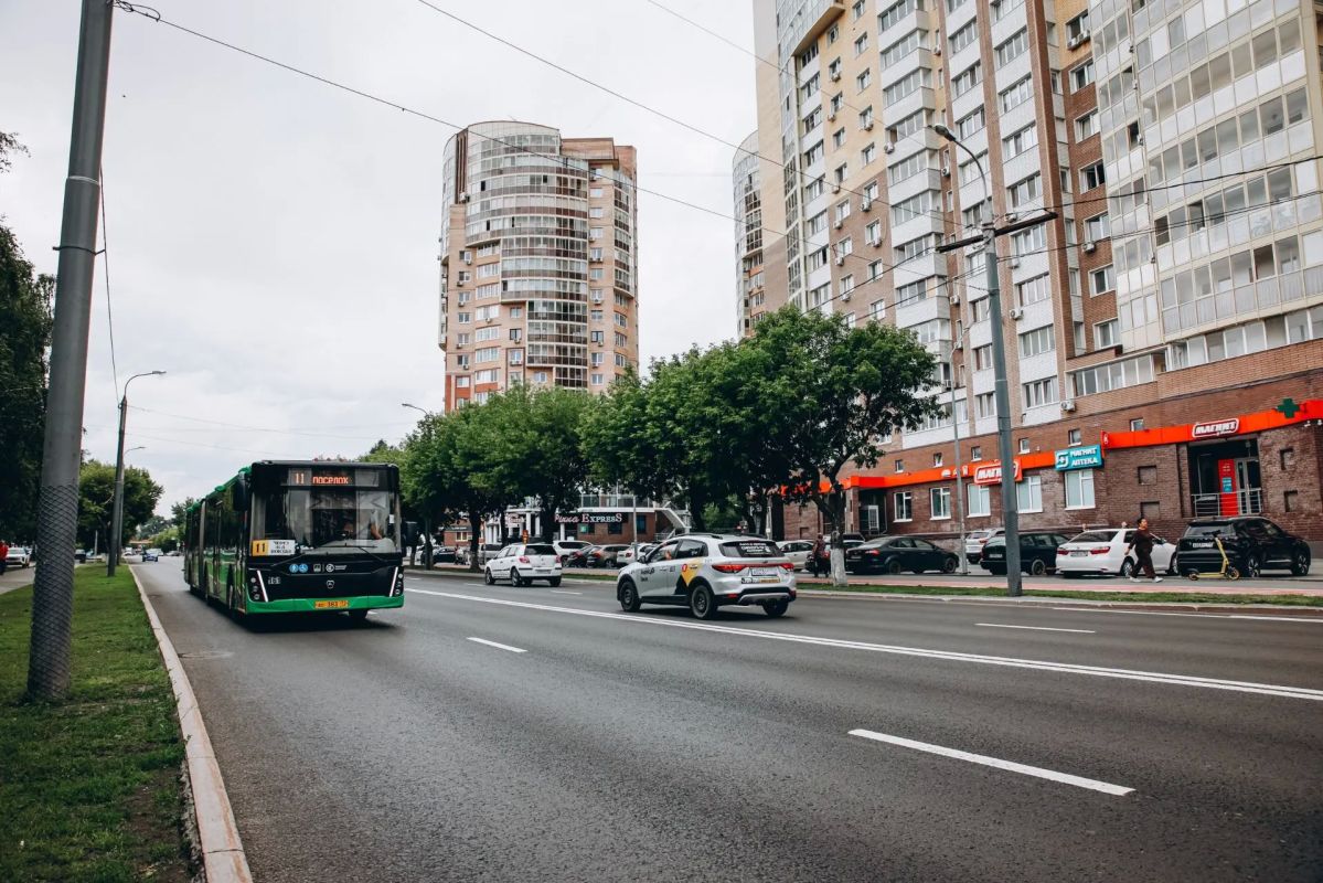 В Тюмени продолжается обновление улично-дорожной сети В Тюмени продолжается обновление улично-дорожной сети
