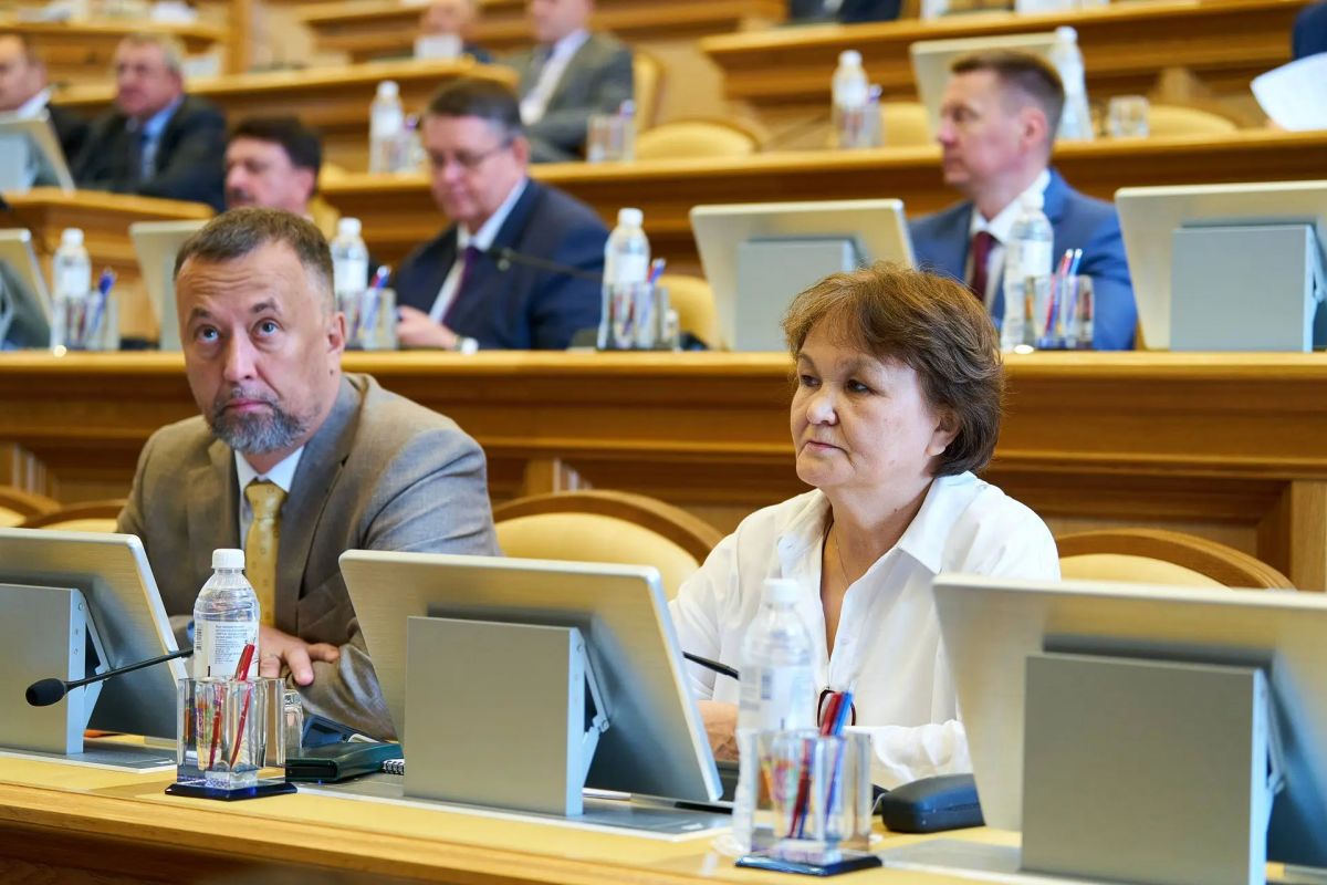 Руслан Кухарук: На финальном заседании Думы Югры VII созыва подвели итоги работы депутатского корпуса Руслан Кухарук: На финальном заседании Думы Югры VII созыва подвели итоги работы депутатского корпуса