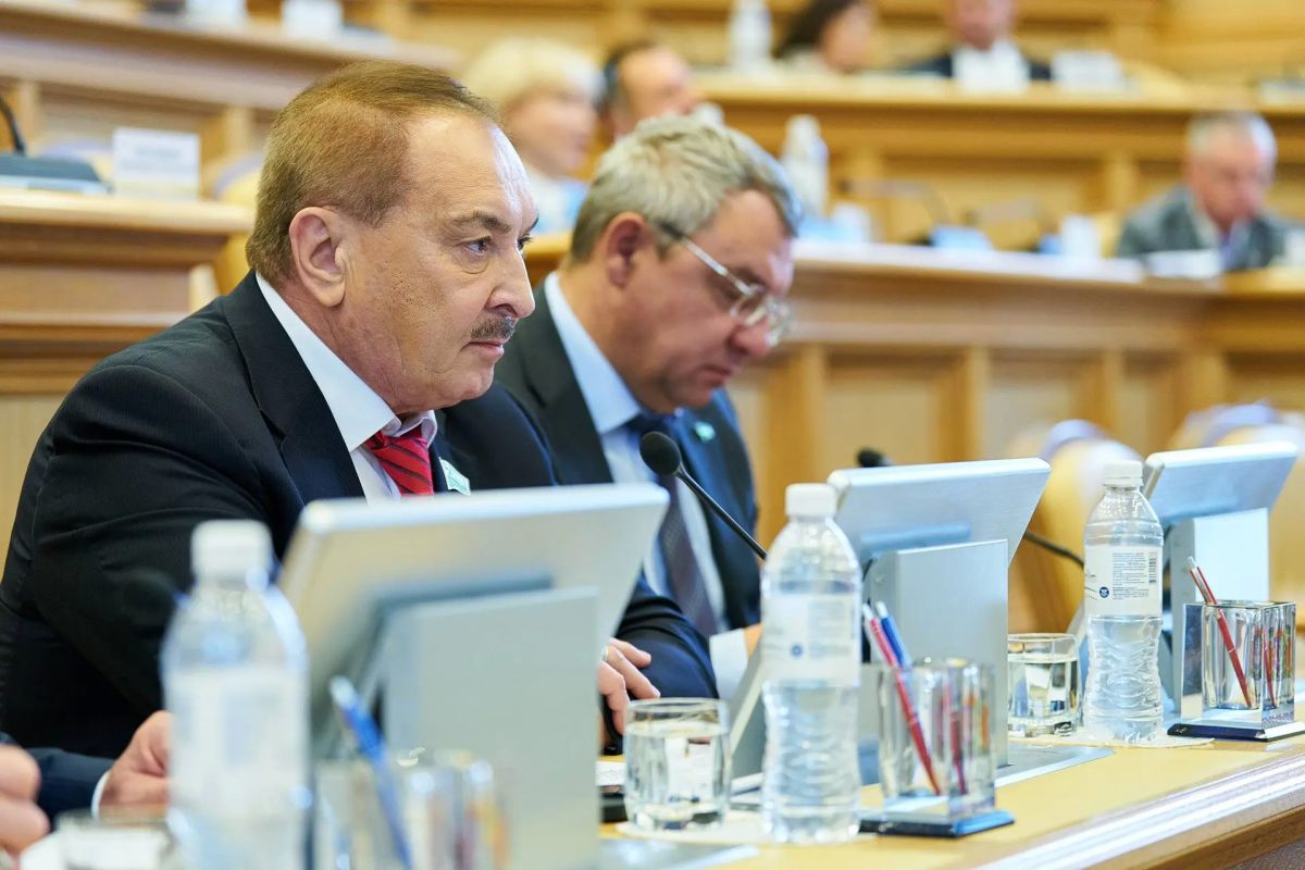 Руслан Кухарук: На финальном заседании Думы Югры VII созыва подвели итоги работы депутатского корпуса Руслан Кухарук: На финальном заседании Думы Югры VII созыва подвели итоги работы депутатского корпуса