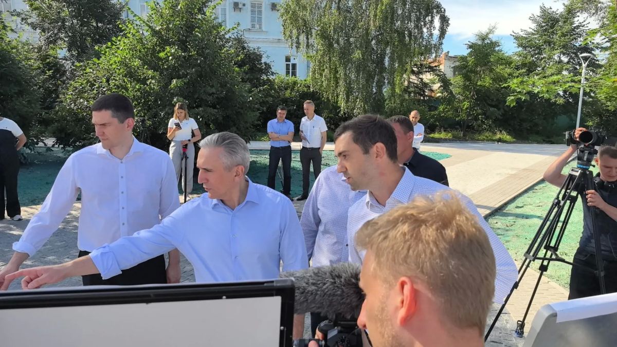 В Тюмени на площади Борцов Революции воссоздают атмосферу вековой давности В Тюмени на площади Борцов Революции воссоздают атмосферу вековой давности