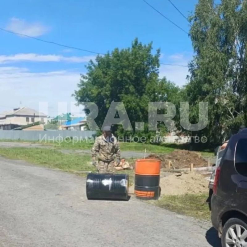 Мемориал возле септика: скандал из-за памятника бойцам СВО разгорелся под Тюменью Мемориал возле септика: скандал из-за памятника бойцам СВО разгорелся под Тюменью