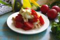 Пиршество вкусов: запеченные помидоры с луком и брынзой