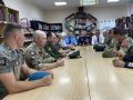 В День ветерана боевых действий прокурор Нижнетавдинского района Дмитрий Ракитин провел встречу с ветеранами боевых действий и участниками СВО