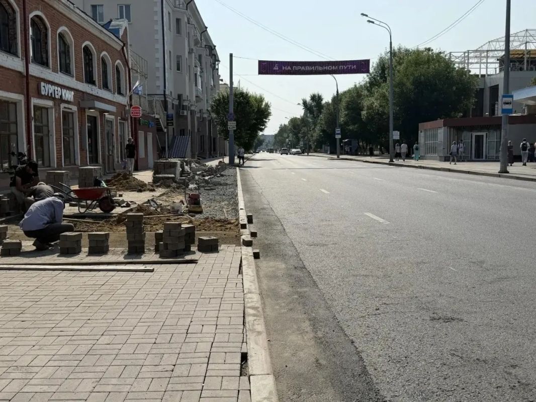 Из-за высокой аварийности левую полосу движения на улице Ленина сужают Из-за высокой аварийности левую полосу движения на улице Ленина сужают