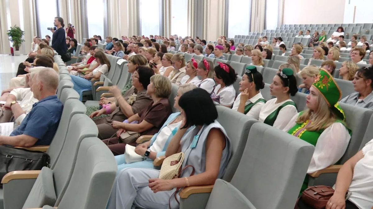 В Тюмени прошёл педагогический форум для преподавателей дошкольного образования В Тюмени прошёл педагогический форум для преподавателей дошкольного образования