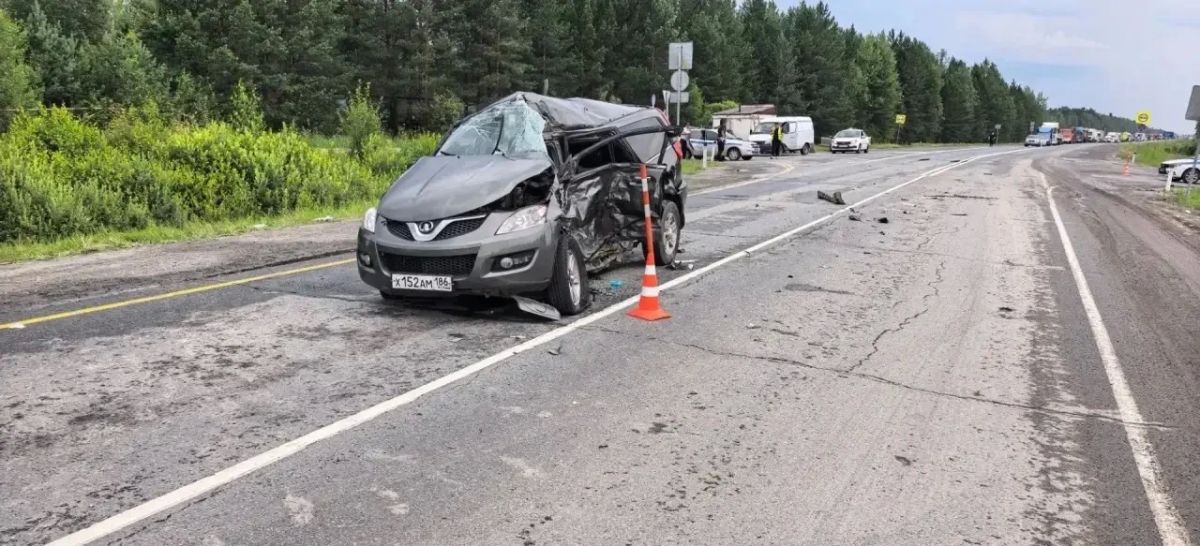 Трагедия произошла сегодня на 543-м километре федеральной автодороги Тюмень-Ханты-Мансийск в Уватском округе