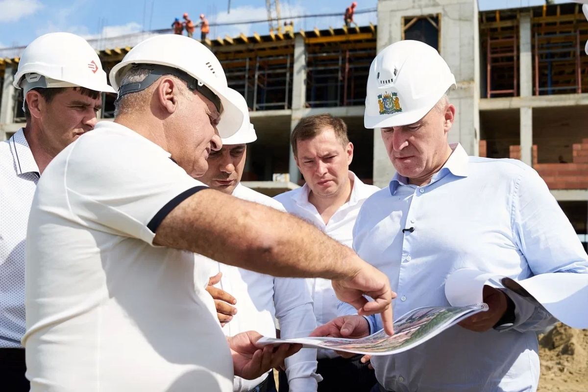 Руслан Кухарук: Продолжил рабочую поездку в поселках Приобье и Сергино Октябрьского района Руслан Кухарук: Продолжил рабочую поездку в поселках Приобье и Сергино Октябрьского района
