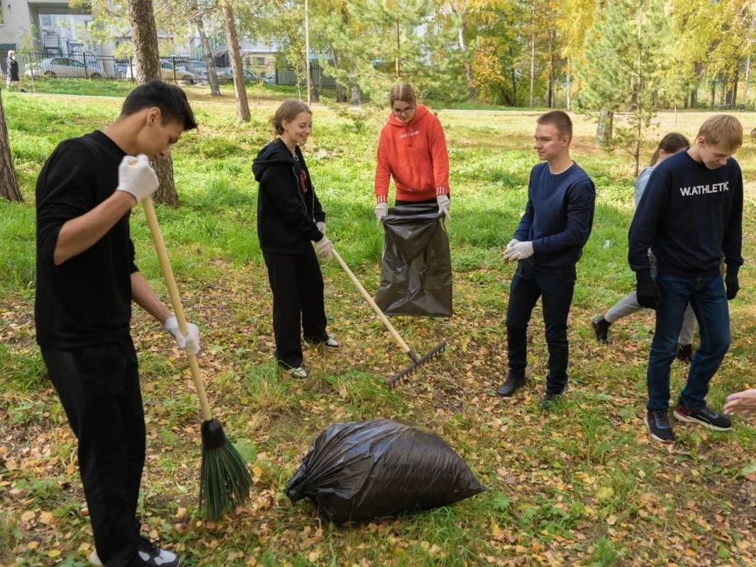 Присоединяйтесь к субботнику! Присоединяйтесь к субботнику!