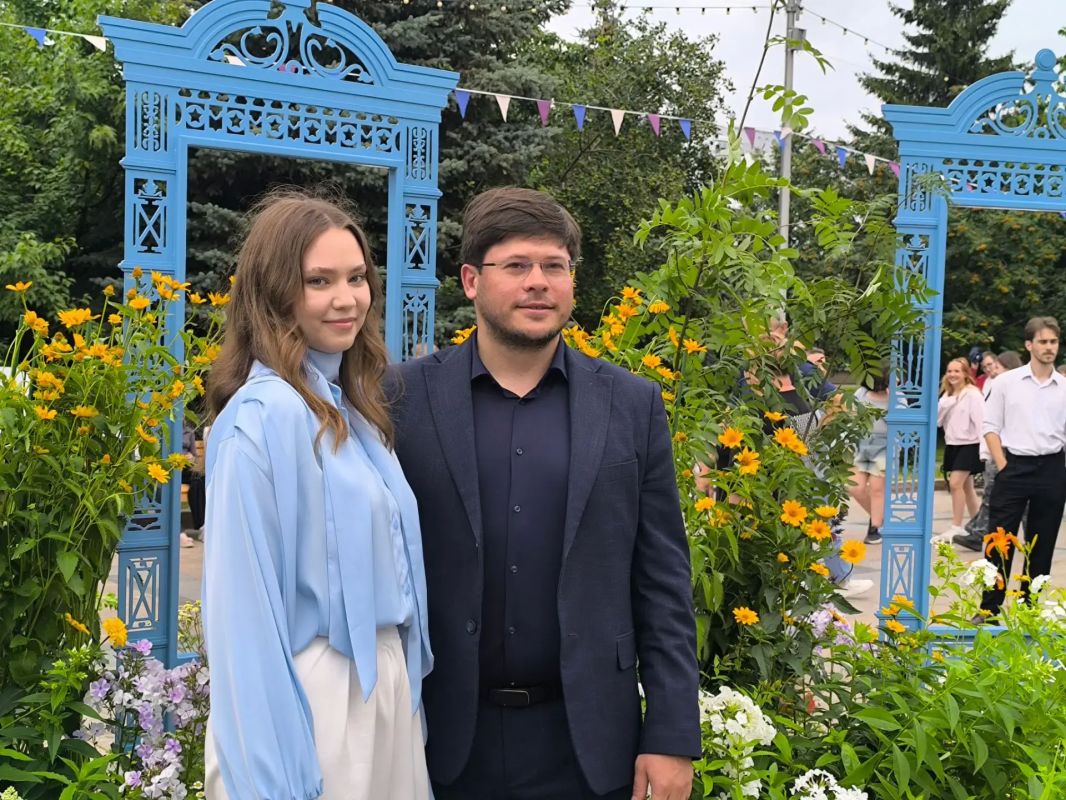 Фестиваль «Тюмень цветущая» открылся сегодня в областной столице Фестиваль «Тюмень цветущая» открылся сегодня в областной столице