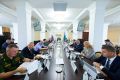 Руслан Кухарук: На заседании Оперативного штаба обсудили ситуацию по обеспечению топливом специализированного оборудования и автомобильного транспорта, задействованного в решении задач безопасности, медицинского обеспечения...