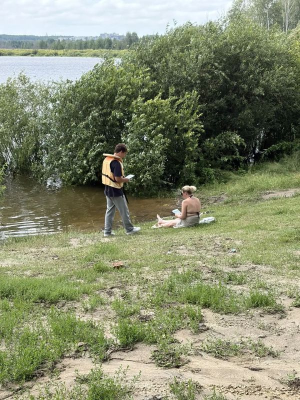 Все еще под защитой спасателей!