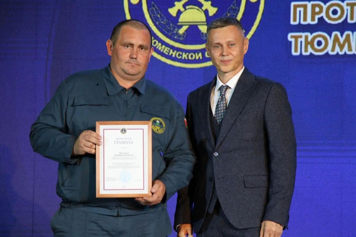 Сегодня в торжественной обстановке состоялось празднование пятилетия со дня образования Противопожарной службы Тюменской области Сегодня в торжественной обстановке состоялось празднование пятилетия со дня образования Противопожарной службы Тюменской области