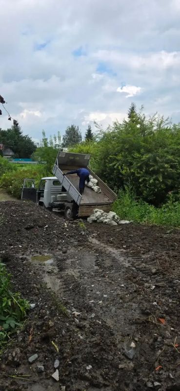 В режиме готовности. Руководитель управы Калининского административного округа Администрации города Тюмени Иван Хохряков совместно с заместителем Александром Логиновым и директором МКУ «Служба заказчика по благоустройству... В режиме готовности. Руководитель управы Калининского административного округа Администрации города Тюмени Иван Хохряков совместно с заместителем Александром Логиновым и директором МКУ «Служба заказчика по благоустройству...