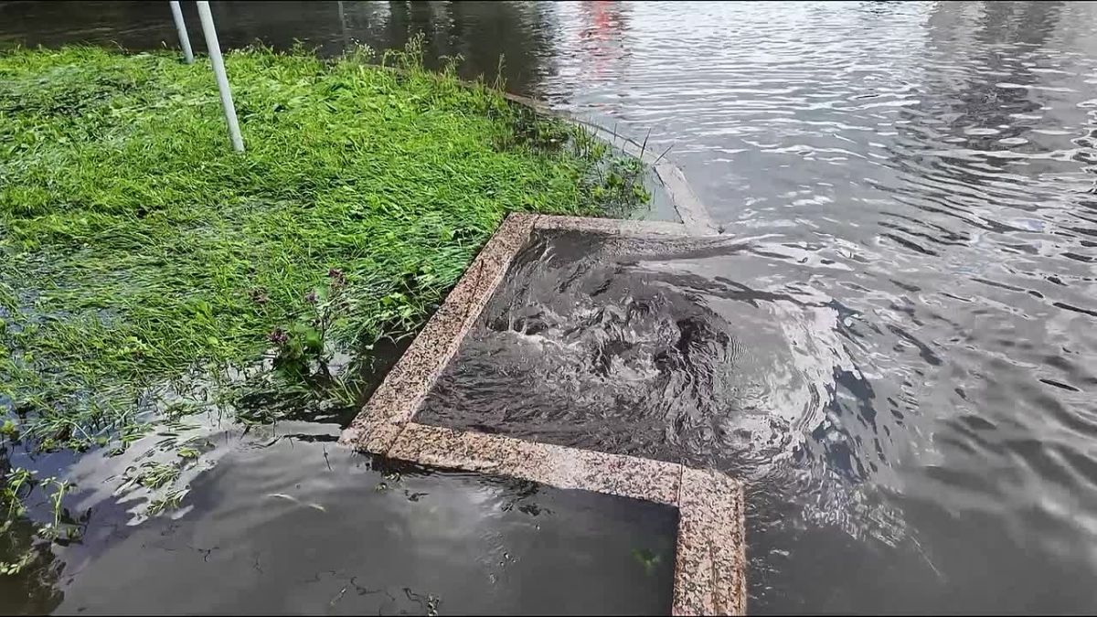 Мощные ливни вернулись в регион