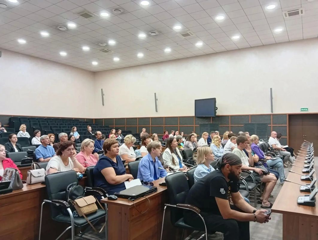 Сегодня прошла методическая встреча для победителей конкурса грантов Губернатора Тюменской области Сегодня прошла методическая встреча для победителей конкурса грантов Губернатора Тюменской области