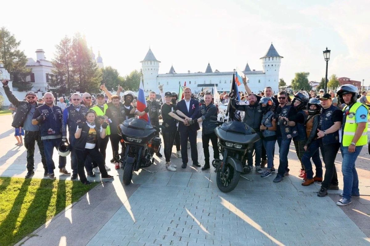 Лето в самой активной фазе! Впереди три масштабных проекта, три повода сказать: «Наш город звучит на всю страну» Лето в самой активной фазе! Впереди три масштабных проекта, три повода сказать: «Наш город звучит на всю страну»