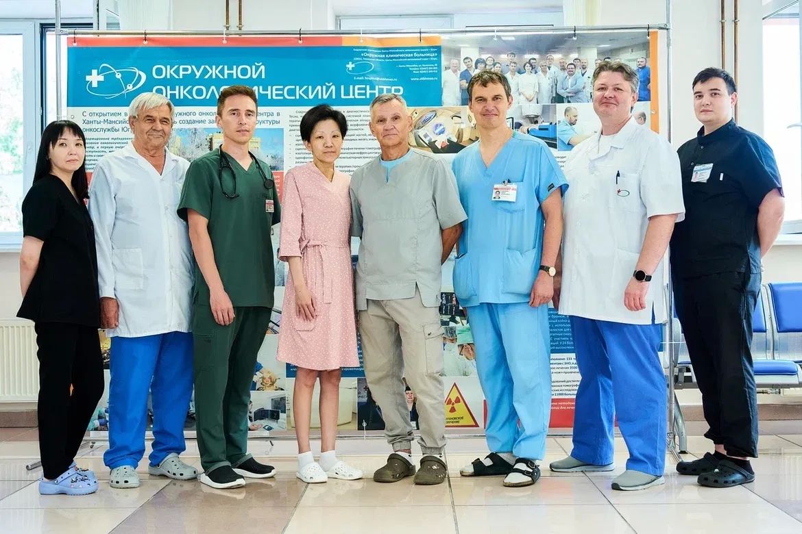 Руслан Кухарук: Врачи Окружной клинической больницы Ханты-Мансийска выполнили уникальную операцию: впервые в России они полностью восстановили грудной отдел пищевода с использованием свободного лучевого кожно-фасциального... Руслан Кухарук: Врачи Окружной клинической больницы Ханты-Мансийска выполнили уникальную операцию: впервые в России они полностью восстановили грудной отдел пищевода с использованием свободного лучевого кожно-фасциального...