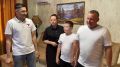Супруги Евгений и Евгения Замятины и их сын Илья из Боровского рады выиграть семейный экскурсионный тур «Тюмень купеческая»