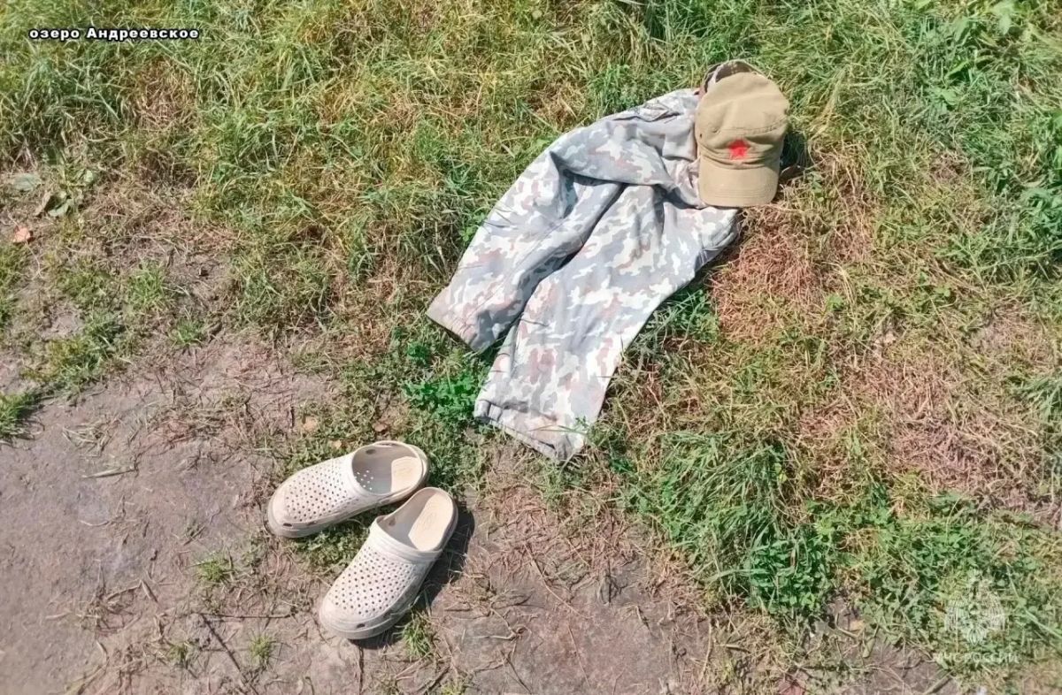 Тапочки и одежда остались на берегу: два бездыханных тела извлекли из воды тюменские спасатели Тапочки и одежда остались на берегу: два бездыханных тела извлекли из воды тюменские спасатели