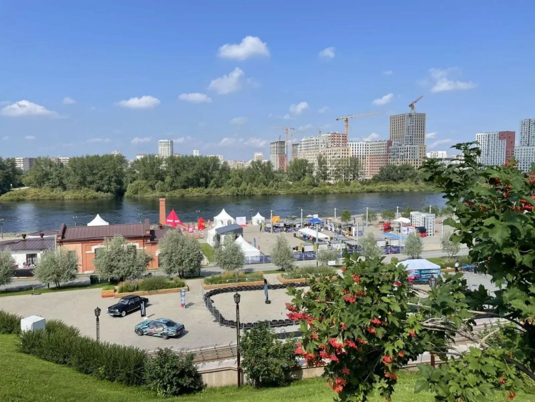 Мероприятия Дня города, которые должны были пройти на открытых площадках, приостановлены в Тюмени 25 июля