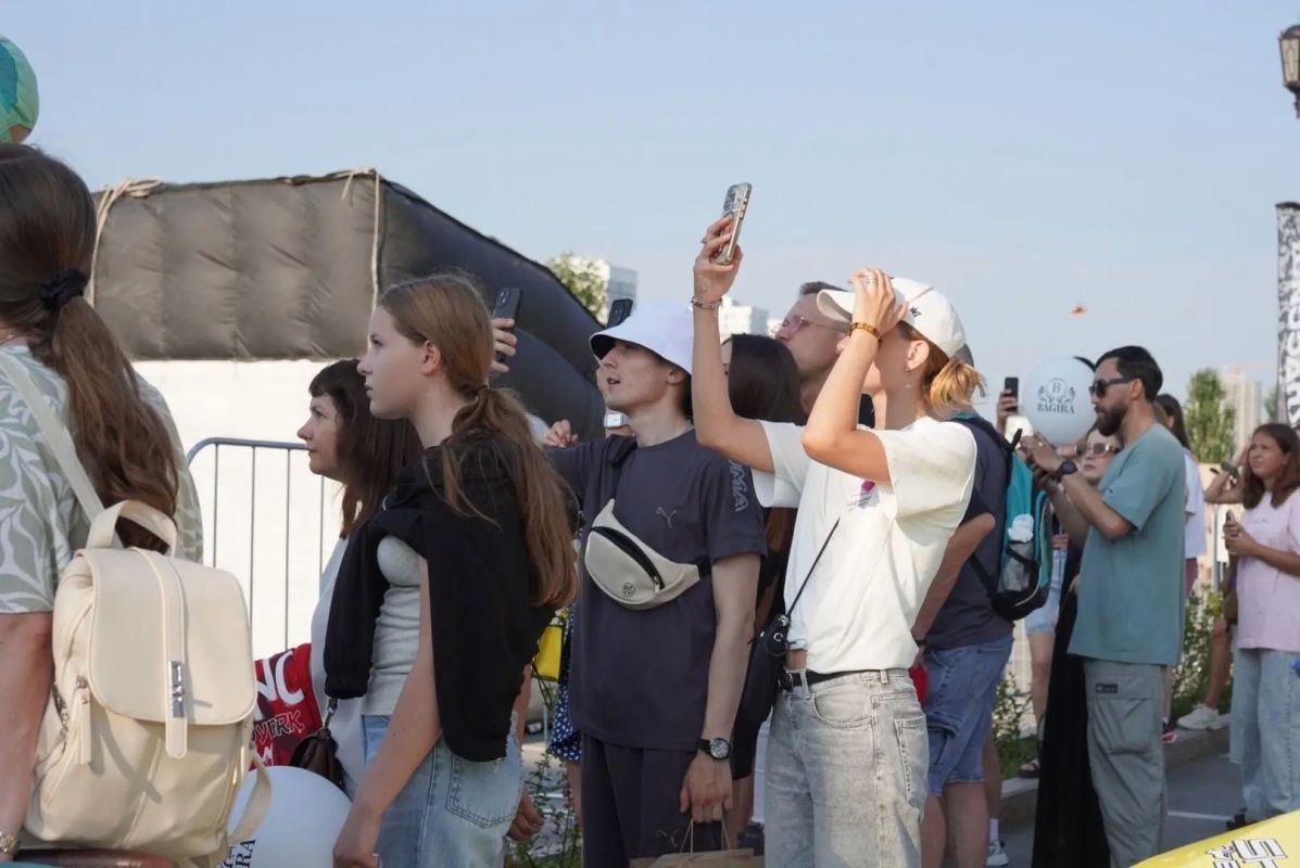 В День города состоялся молодёжный фестиваль «809» В День города состоялся молодёжный фестиваль «809»