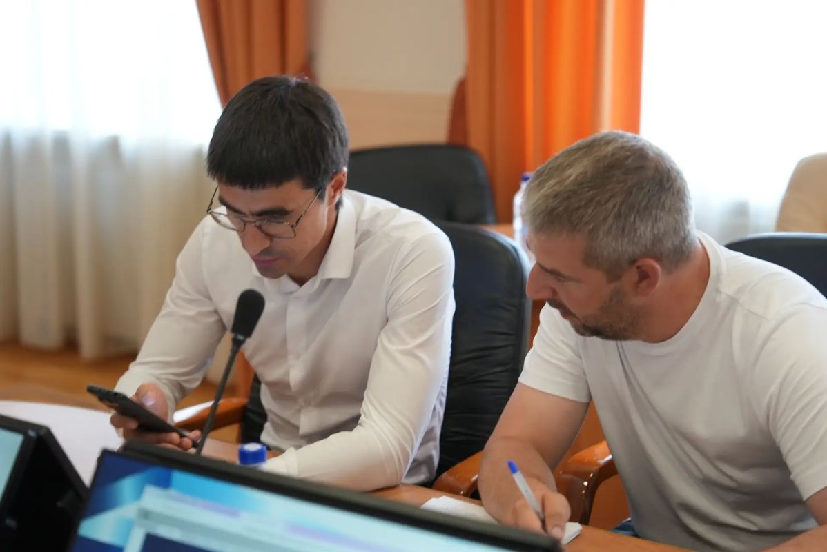 Ситуация с паводком находится на постоянном контроле городских служб Ситуация с паводком находится на постоянном контроле городских служб