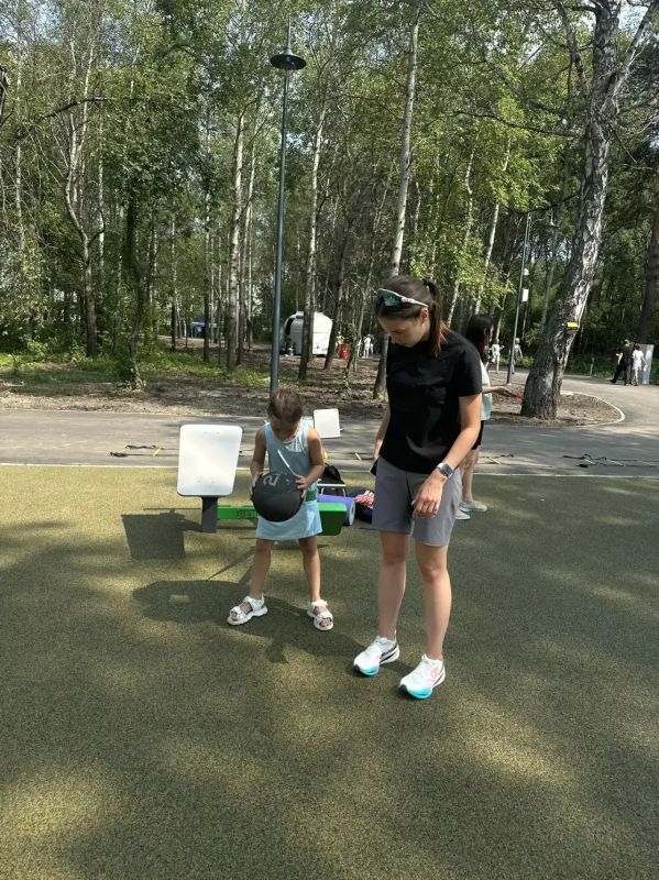 Добро пожаловать в Комарово парк для самых лучших фото веселых активностей Добро пожаловать в Комарово парк для самых лучших фото веселых активностей