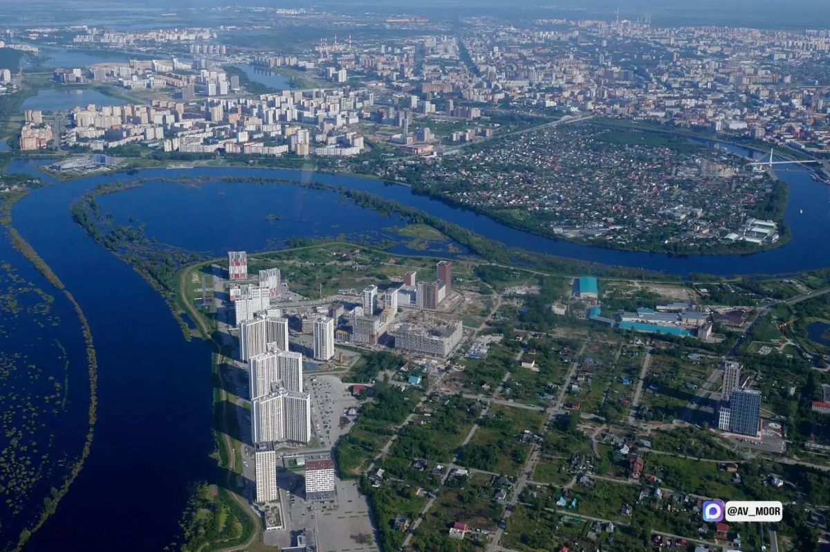 Уровень воды в Туре достиг 859 см. По прогнозу гидрологов, рост продолжится и превысит показатели 2016 года