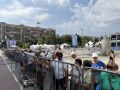 Уже через несколько минут на сцену у драмтеатра выйдут музыканты ансамбля им. А. Александрова