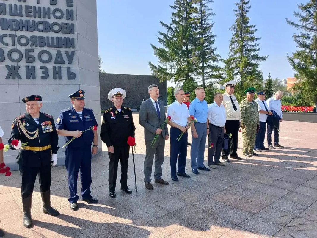 В Тюменской области отметили 330-летие создания Военно-Морского Флота России