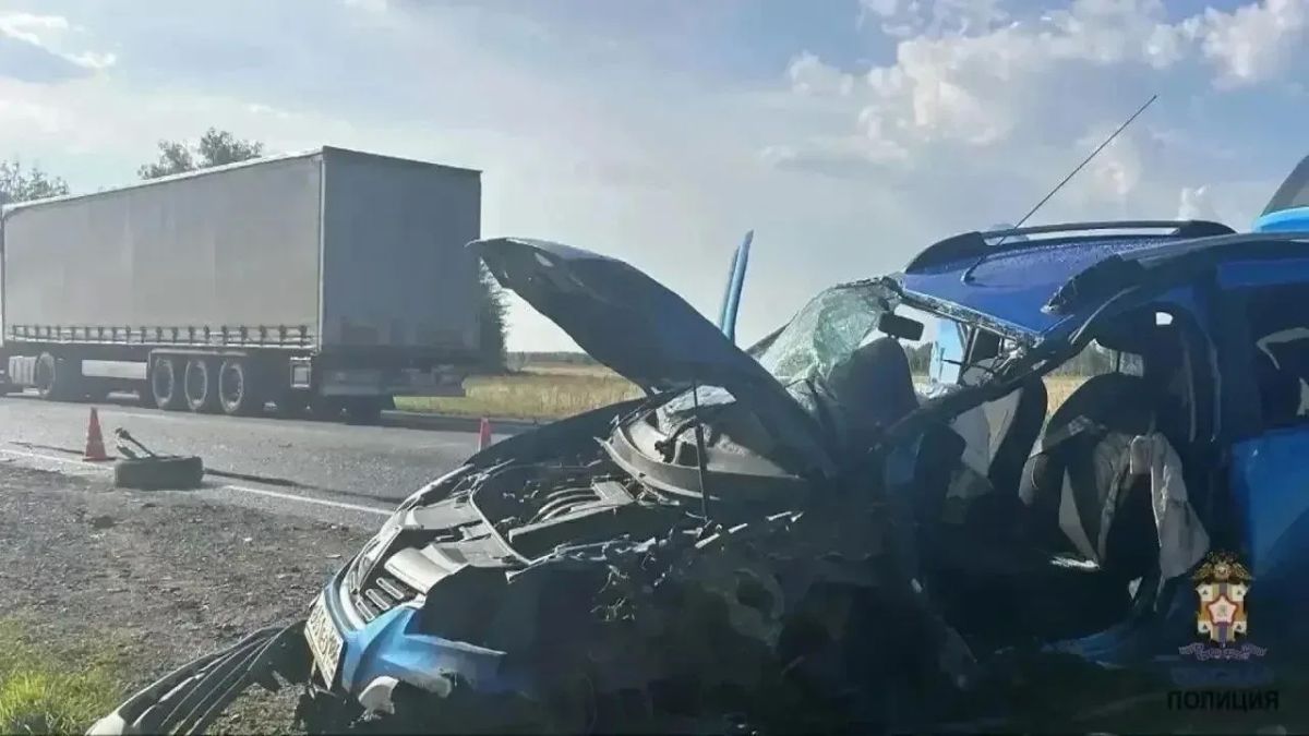 Северяне разбились на трассе в Омской области Северяне разбились на трассе в Омской области
