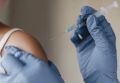 Власти Тюмени опровергли фейк о прививках от гепатита А в частных авто