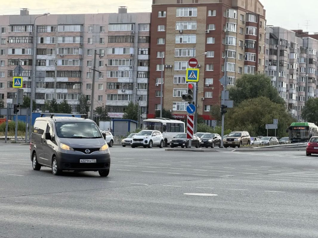 В Тюмени завершается ремонт улицы Широтной В Тюмени завершается ремонт улицы Широтной