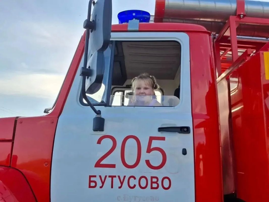 Правила безопасности и освежающий «душ» в жаркий день! Правила безопасности и освежающий «душ» в жаркий день!