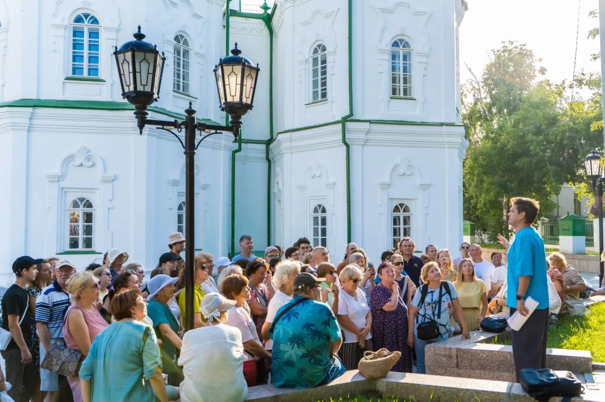 80 человек пришли на первую экскурсию проекта «Знай свой край!» 80 человек пришли на первую экскурсию проекта «Знай свой край!»