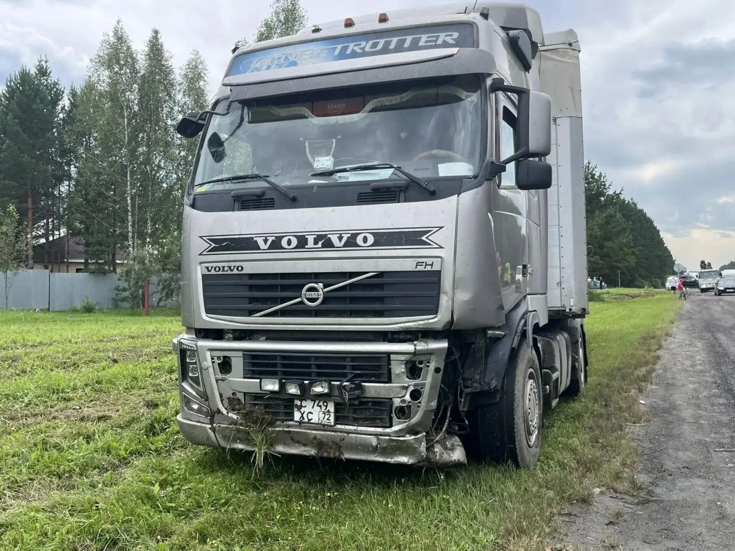 Из-за ДТП ограничено движение на 169-м километре федеральной автодороги Курган-Тюмень Из-за ДТП ограничено движение на 169-м километре федеральной автодороги Курган-Тюмень