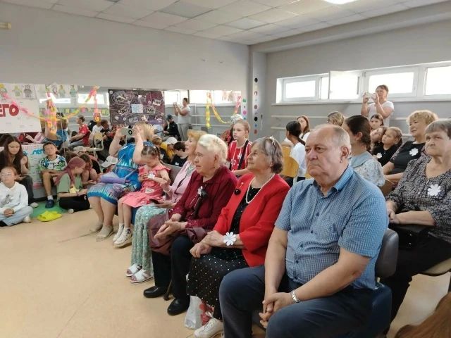 Ромашковое счастье – каждой семье Ромашковое счастье – каждой семье