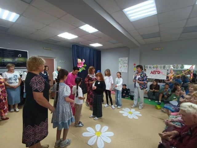 Ромашковое счастье – каждой семье Ромашковое счастье – каждой семье