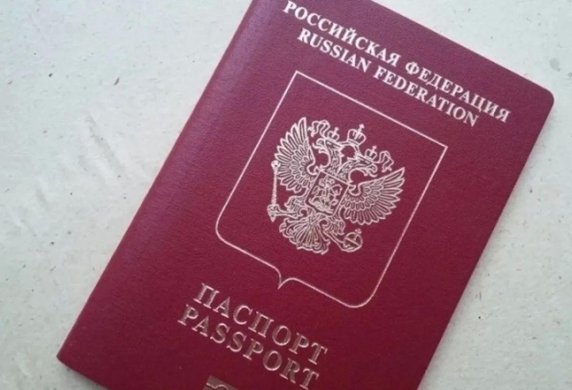 Загранпаспора будут выдавать по новым правилам