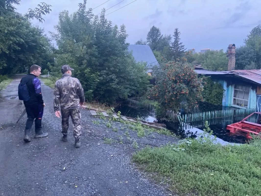 В борьбе со стихией важна помощь каждого В борьбе со стихией важна помощь каждого