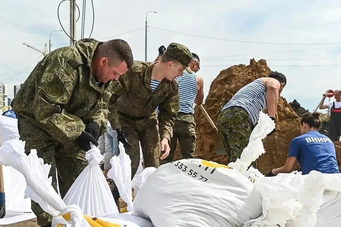 День ВДВ: тюменские десантники на защите города День ВДВ: тюменские десантники на защите города