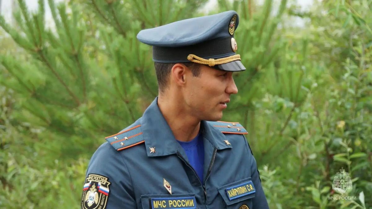 Сотрудники МЧС России продолжают работу по ликвидации последствий паводка в Тюмени и Тюменском округе Сотрудники МЧС России продолжают работу по ликвидации последствий паводка в Тюмени и Тюменском округе
