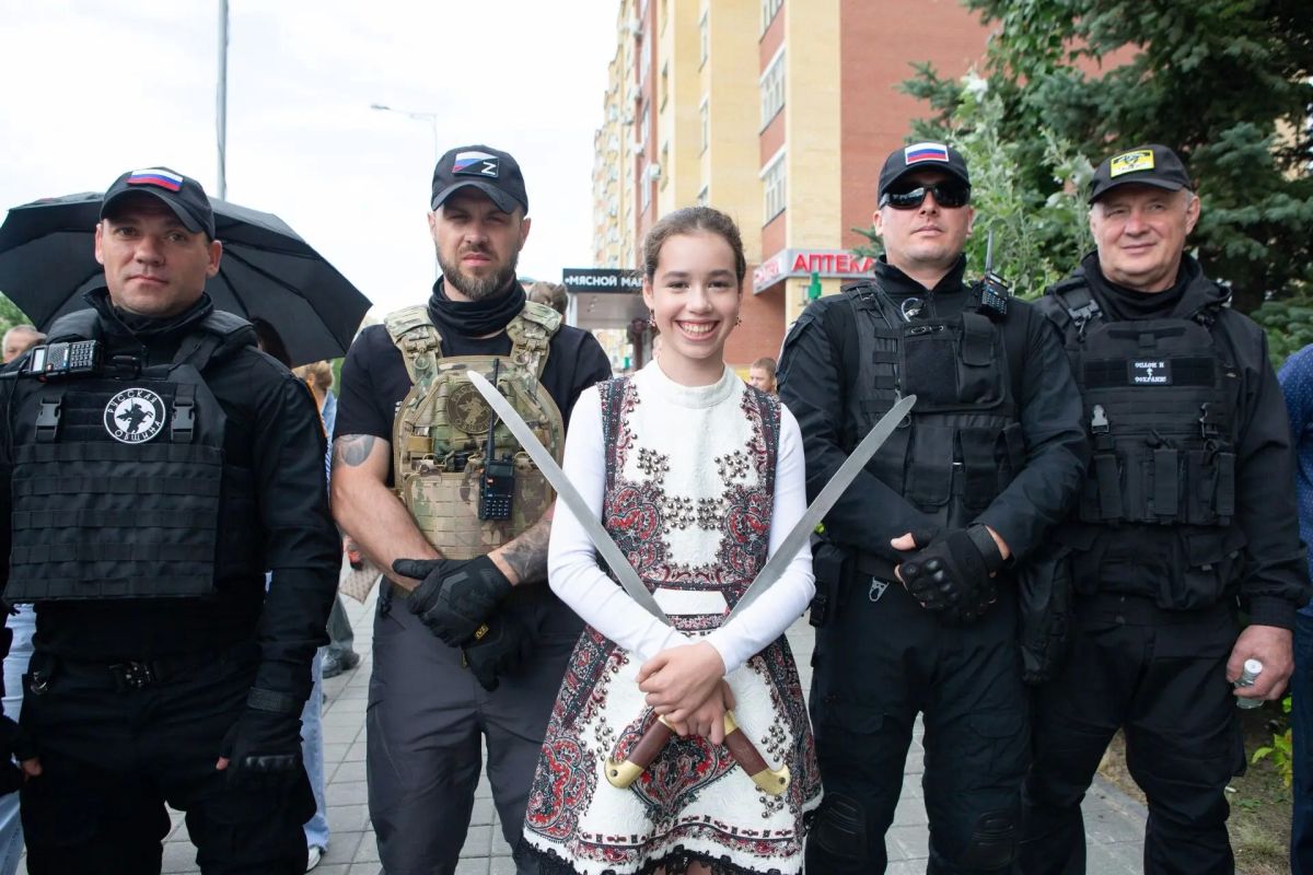 В Тюмени отметили 96-ю годовщину создания воздушно десантных войск В Тюмени отметили 96-ю годовщину создания воздушно десантных войск