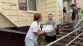 Тюменские молодогвардейцы продолжают помогать жителям с доставкой питьевой воды